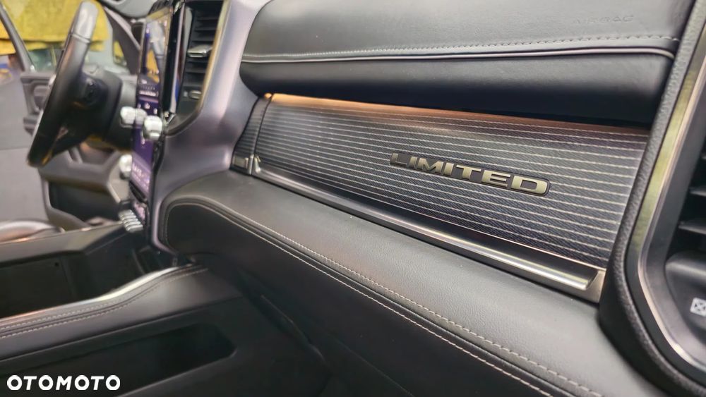 RAM 1500 Crew Cab Limited - 33