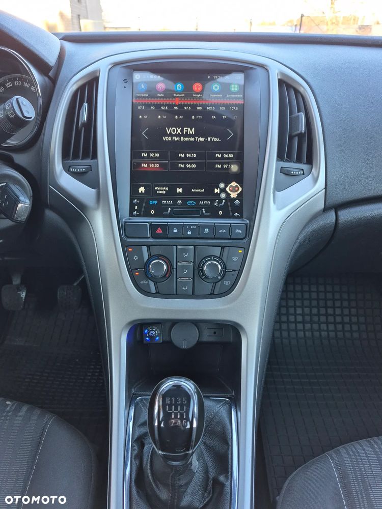 Opel Astra 1.4 Turbo Cosmo - 18