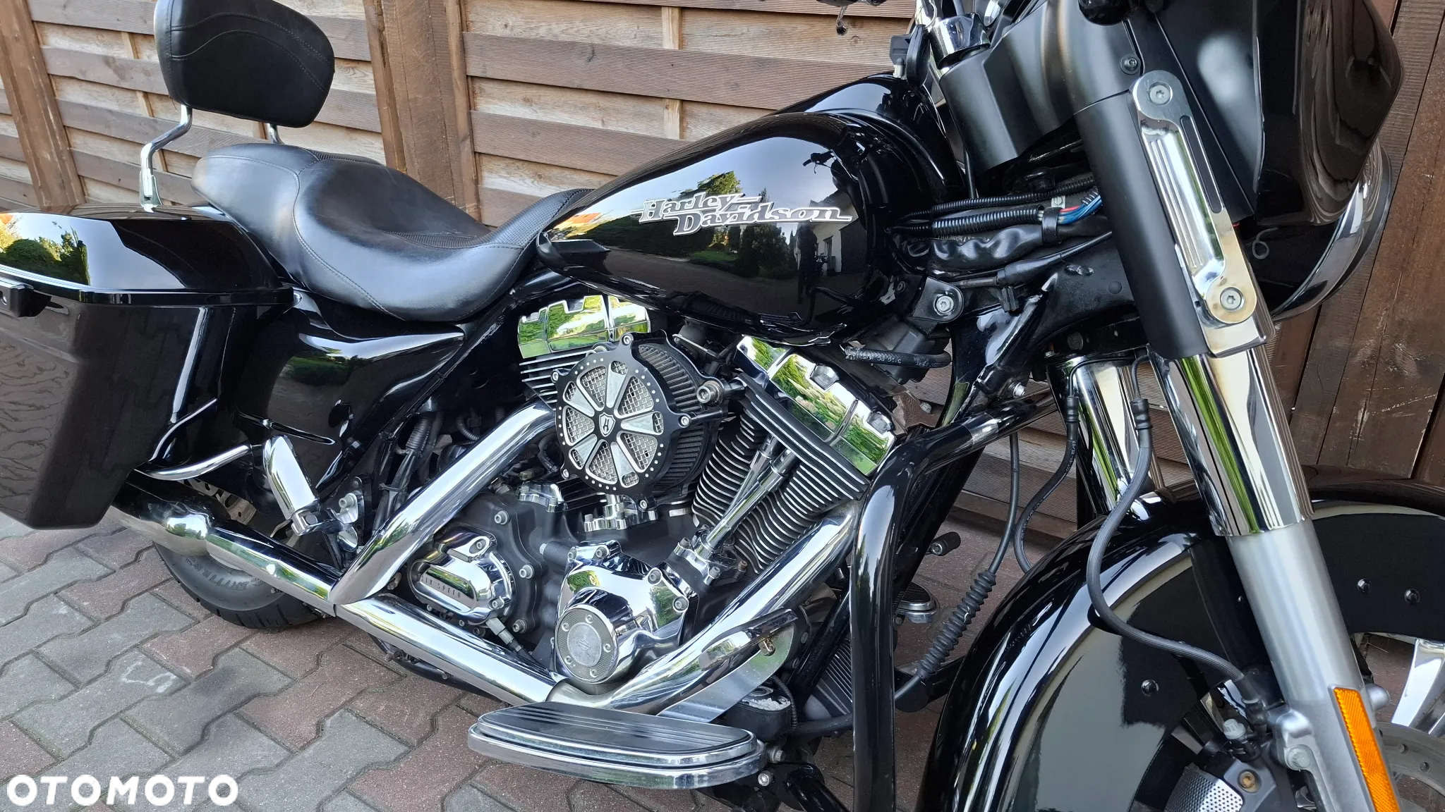 Harley-Davidson Touring Street Glide - 13