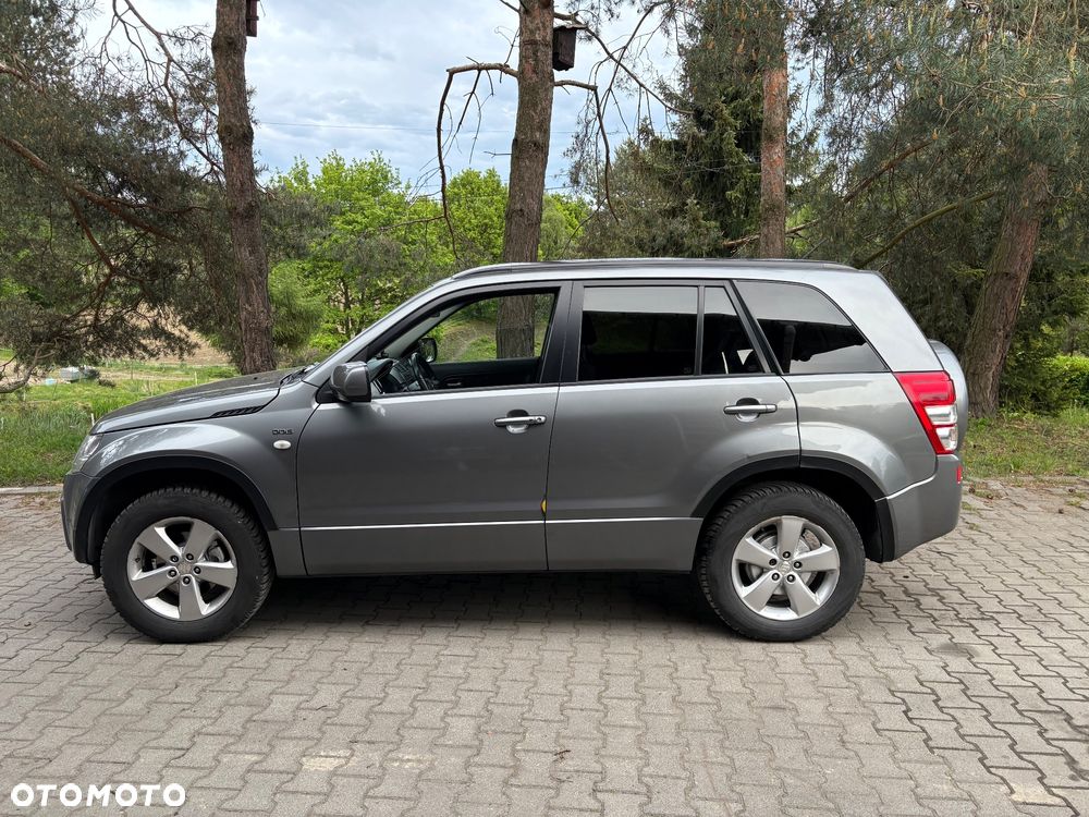 Suzuki Grand Vitara 1.9 DDiS Premium EU5 - 6