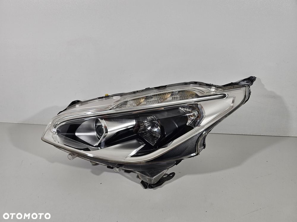 Peugeot 208 lift 2015-19r lampa przód przednia lewa soczewka europa - 3