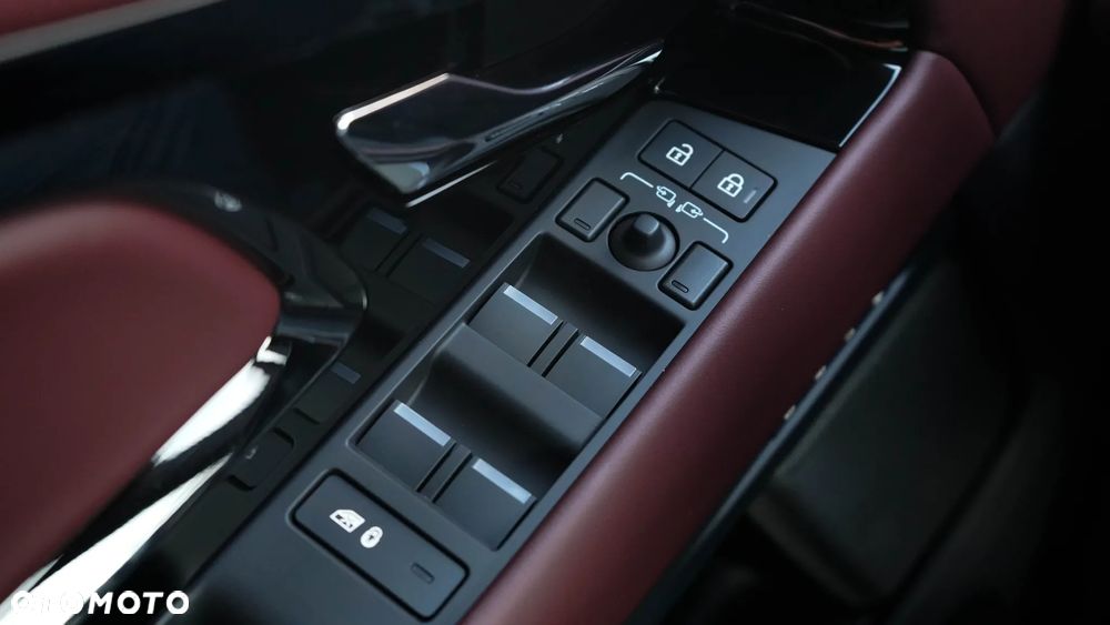 Land Rover Range Rover Evoque 2.0 D200 mHEV Autobiography - 25