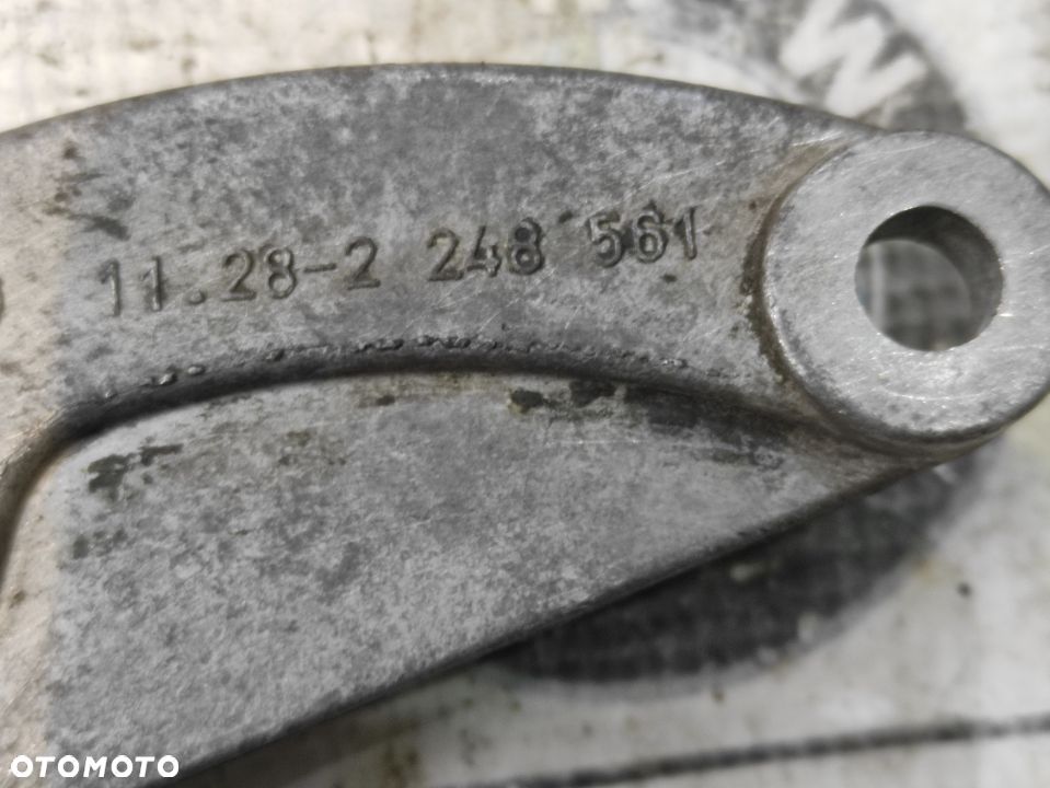 BMW E38 E39 E46 E53 X5 3.0d Łapa Wspornik alternatora 2248561 - 6