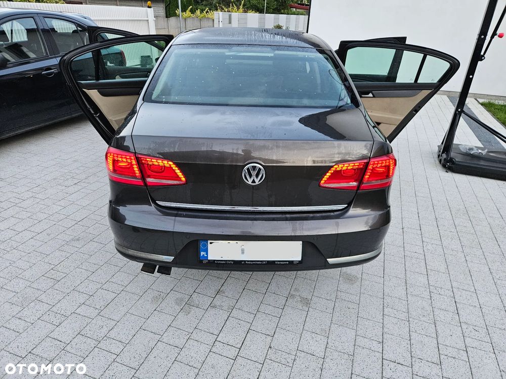 Volkswagen Passat 1.8 TSI Comfortline - 11