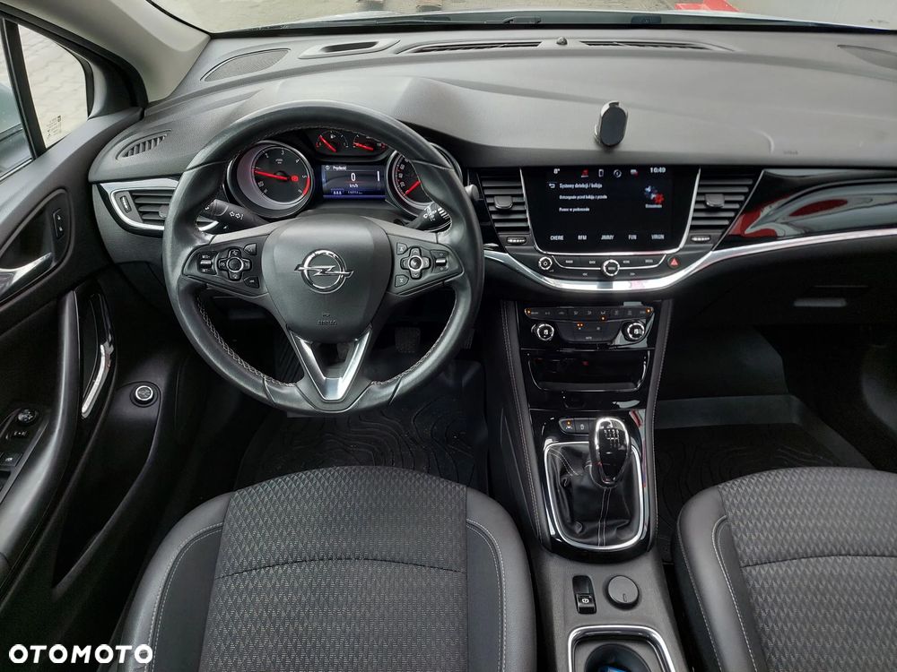 Opel Astra - 21