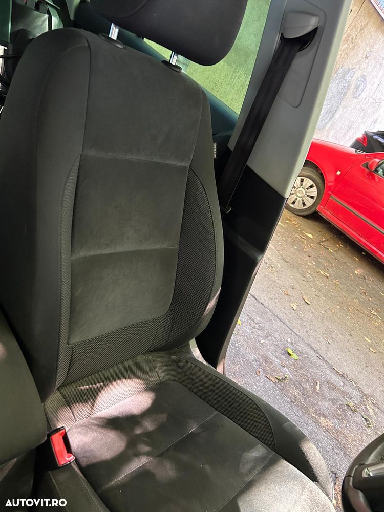 Volkswagen Tiguan - 4