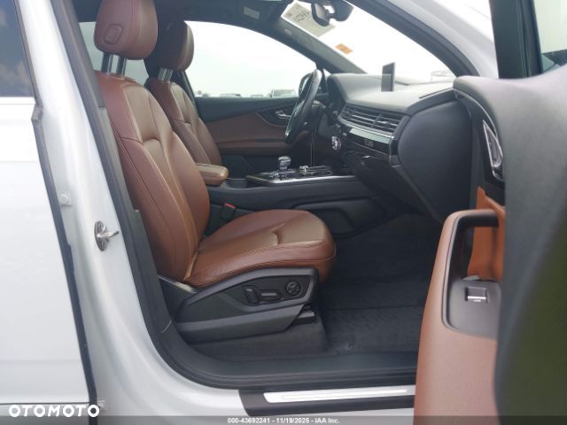 Audi Q7 3.0 TFSI Quattro Tiptronic - 6