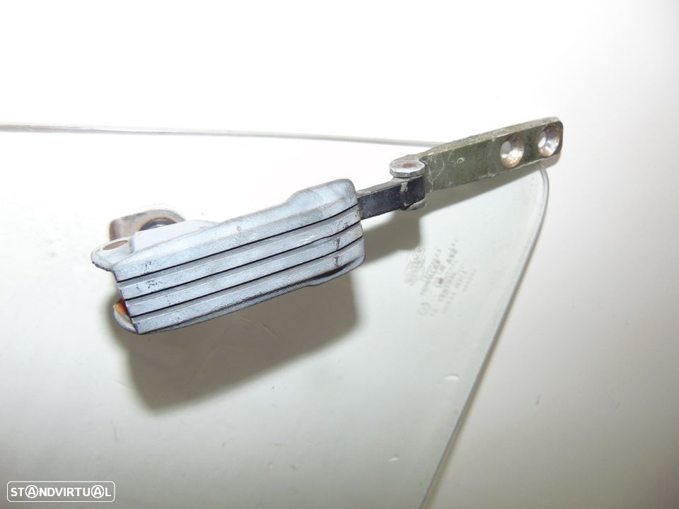 Datsun 120y carrinha vidros de trás laterais - 8