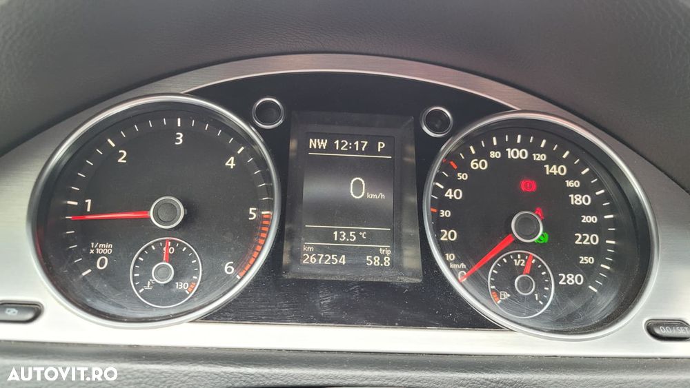 Volkswagen Passat 2.0TDI Comfortline DPF DSG - 2