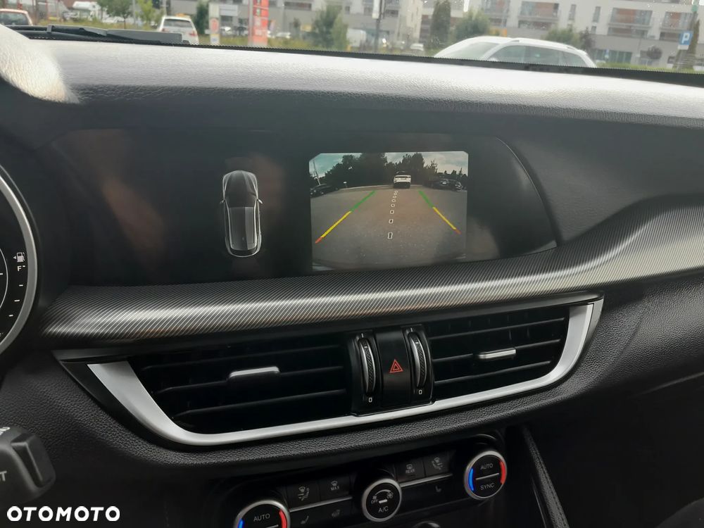 Alfa Romeo Stelvio 2.0 Turbo TI Q4 - 4