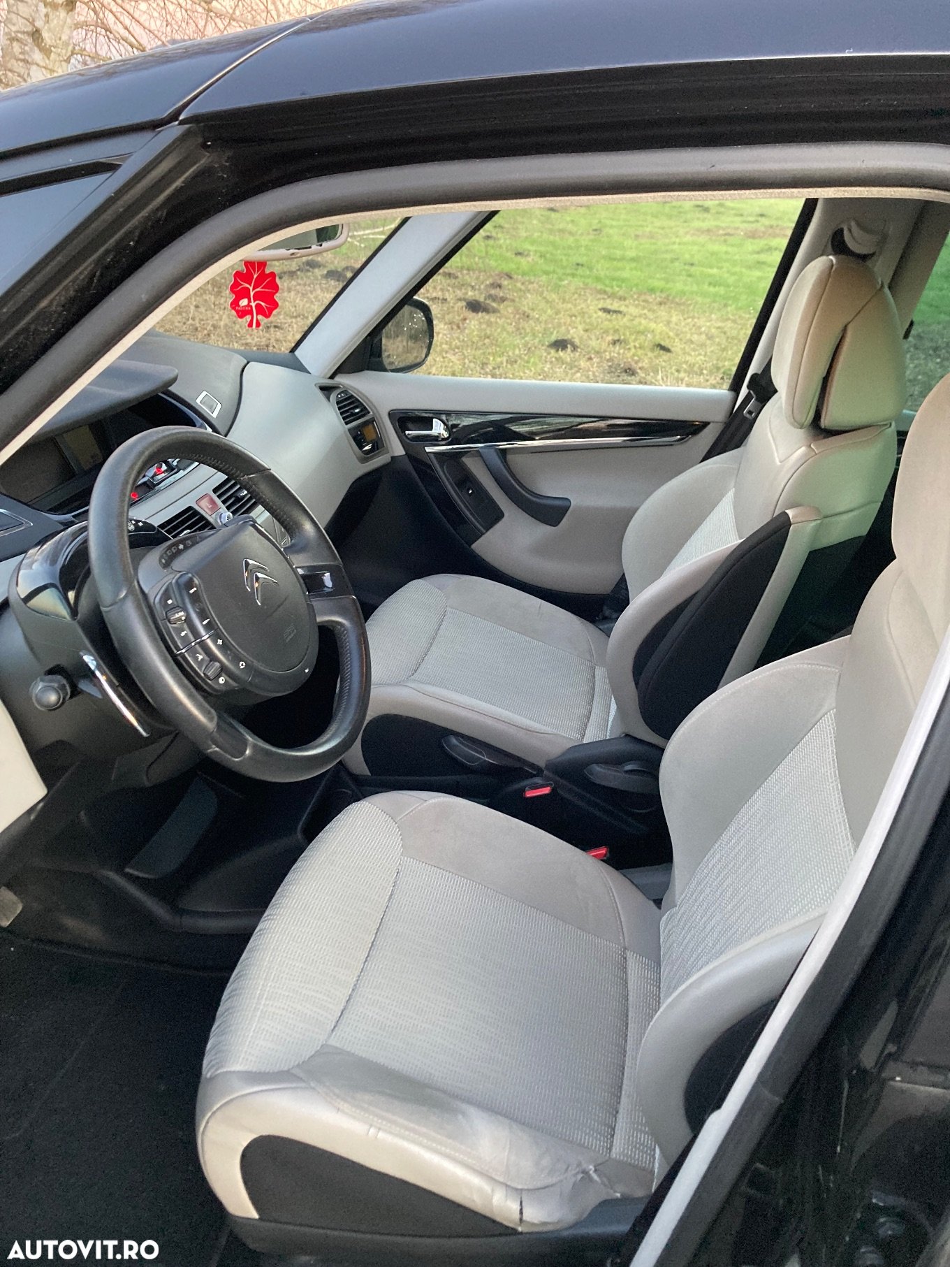 Citroën C4 Picasso 1.6 e-HDI Aut. Exclusive - 5