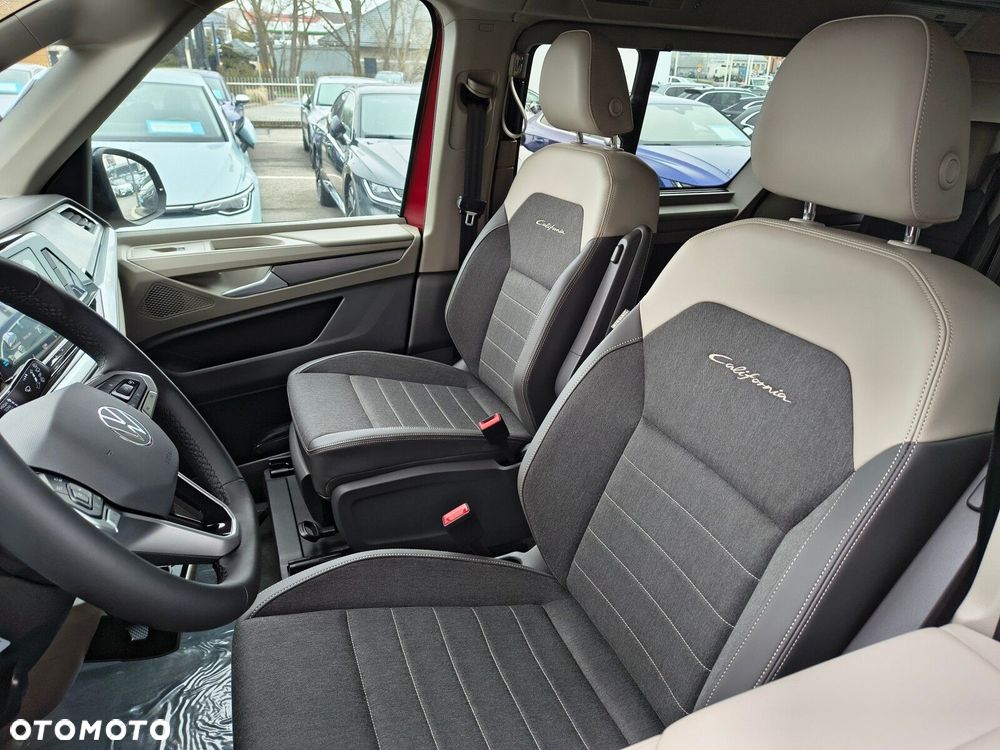 Volkswagen california Nowa California Ocean silnik: 2,0 l TDI SCR 150 KM / skrzynia biegów: 7-biegowa DSG rozstaw osi: 3124 mm - 13