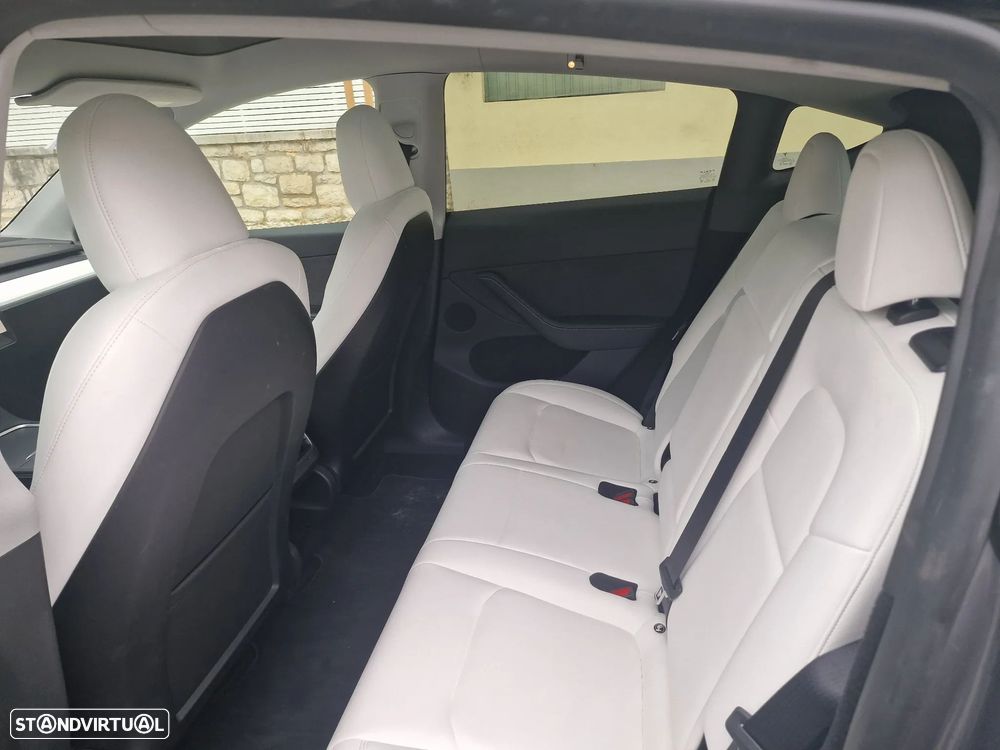 Tesla Model Y Long Range Tração Integral - 8