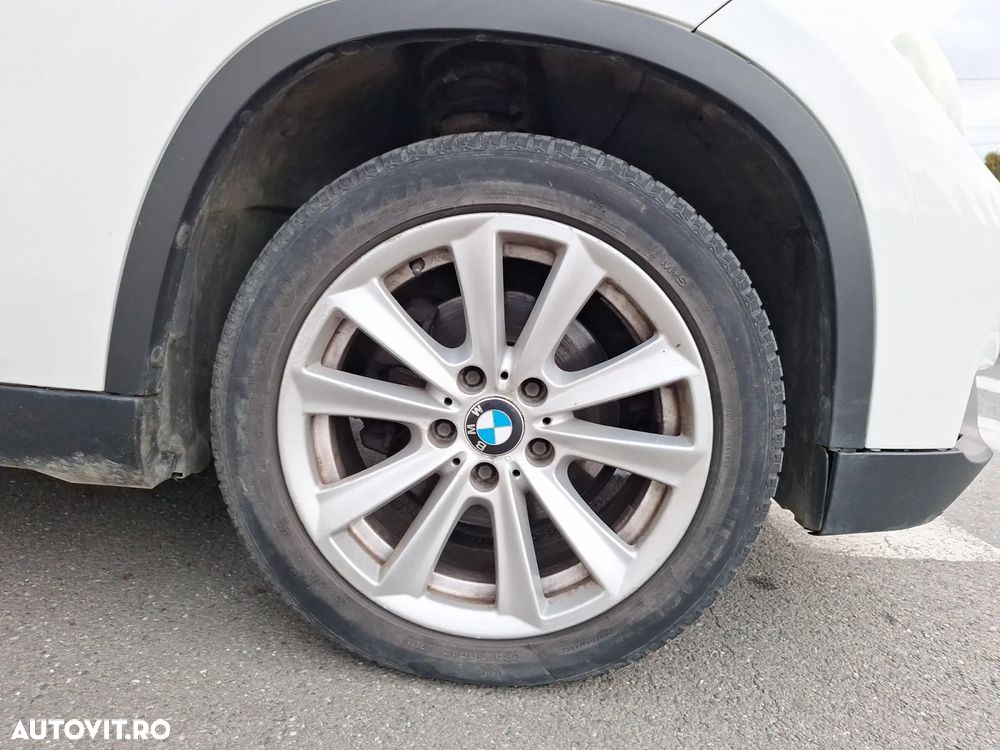 BMW X1 xDrive18d - 17