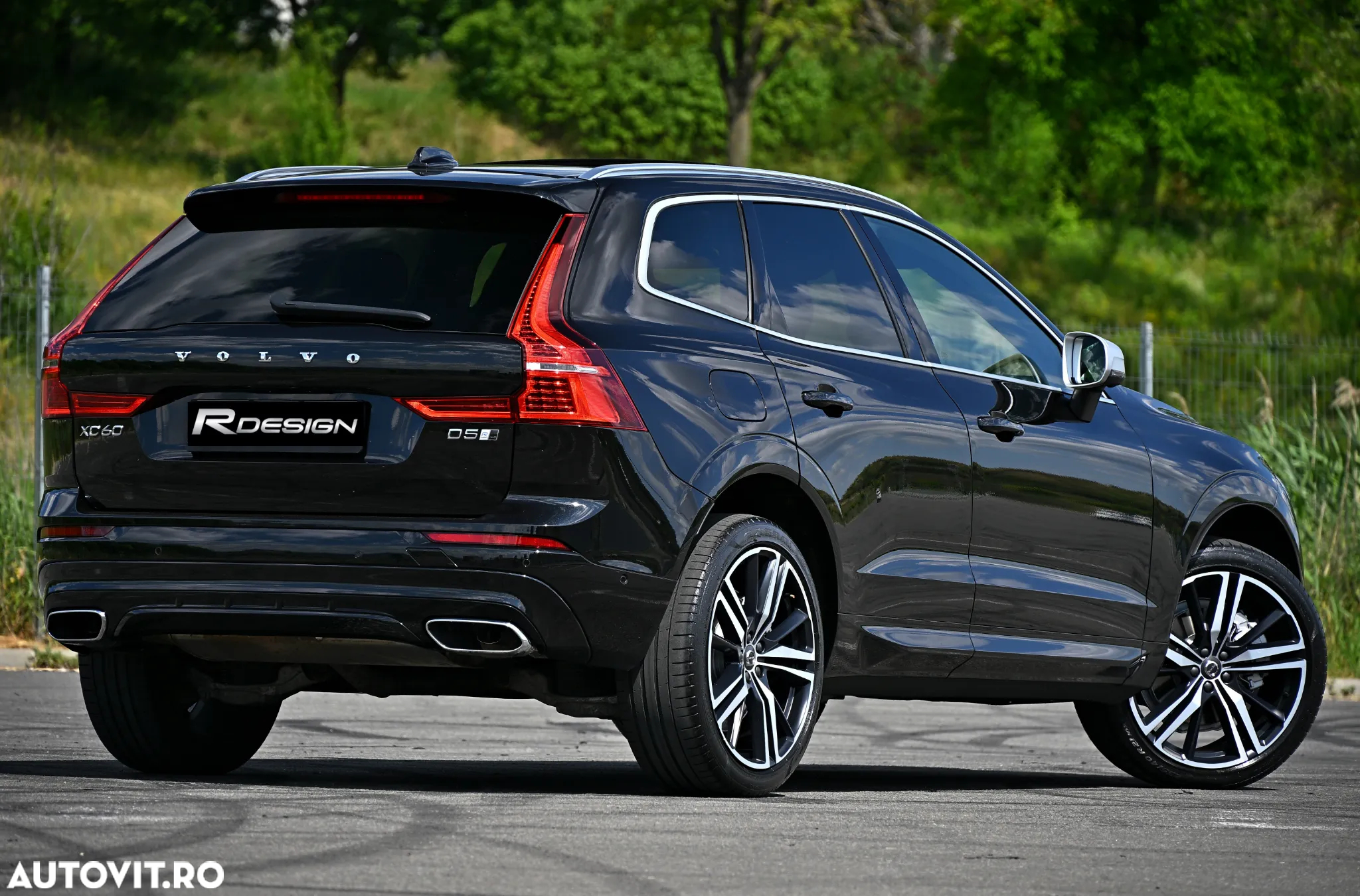 Volvo XC 60 D5 AWD Geartronic RDesign - 7
