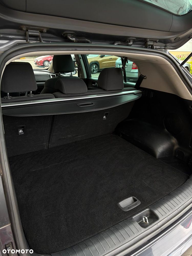 Kia Sportage 1.7 CRDI L 2WD DCT - 10