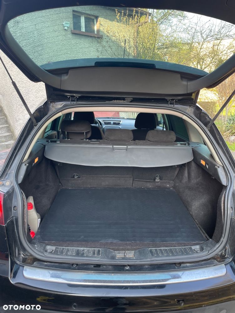 Fiat Croma 1.9 JTD Emotion - 10