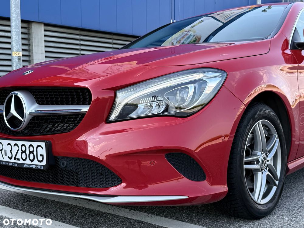 Mercedes-Benz CLA 180 7G-DCT - 9