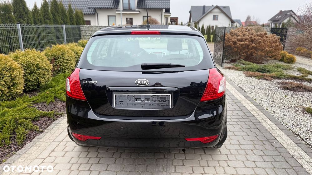 Kia Ceed 1.4 CVVT Vision - 21