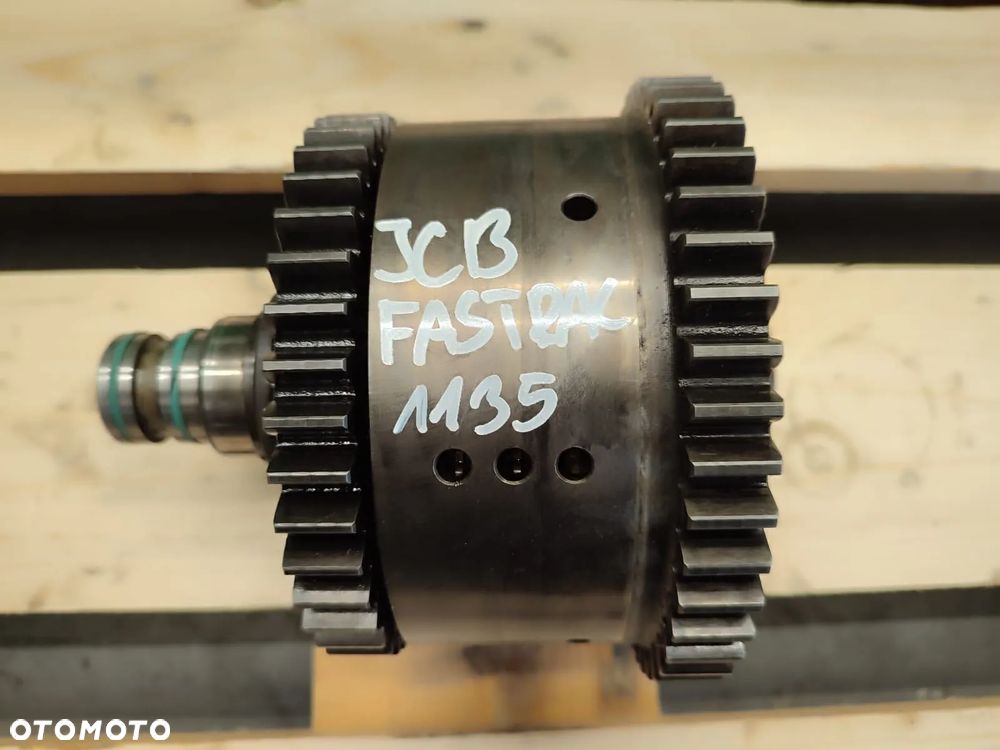 Kosz skrzyni biegów 45480800 JCB FASTRAC 1135 - 6