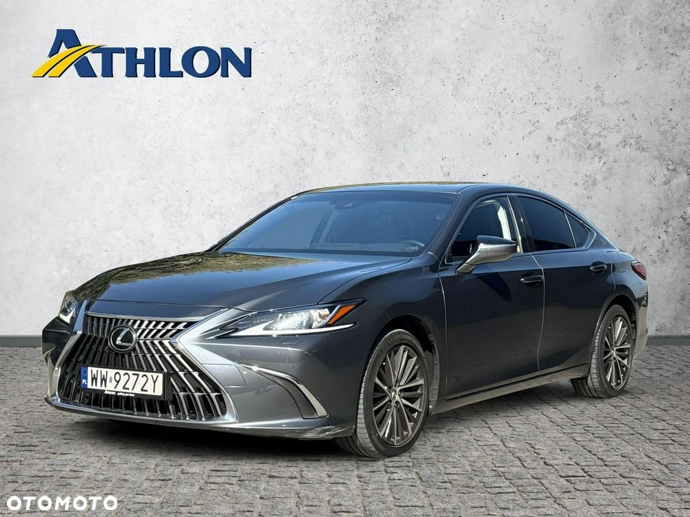 Lexus ES 300h Business Edition