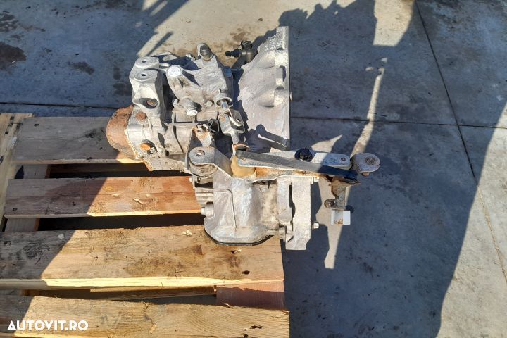 Cutie viteze manuală cu 5 trepte Opel Corsa C [2000 - 2003] Hatchbac - 2
