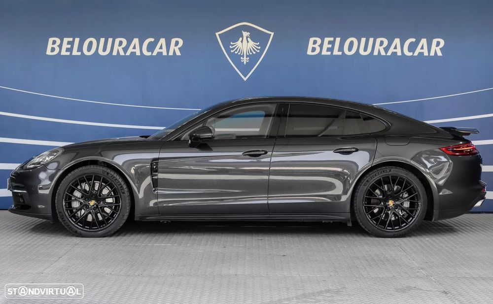 Porsche Panamera 4 E-Hybrid - 3