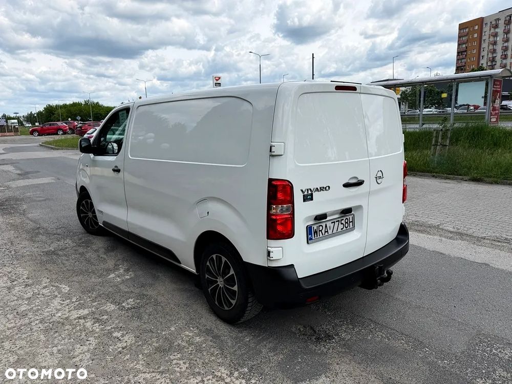Opel Vivaro - 11