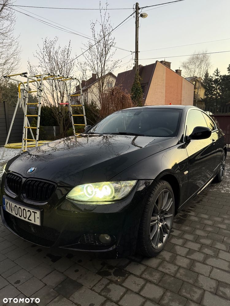 BMW Seria 3 330d xDrive M Sport Edition - 6
