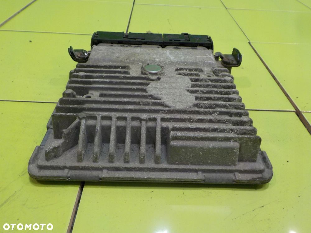 SEAT LEON II LIFT 1.6 TDI 09r HB 5D sterownik komputer silnika 03L906023GP - 2