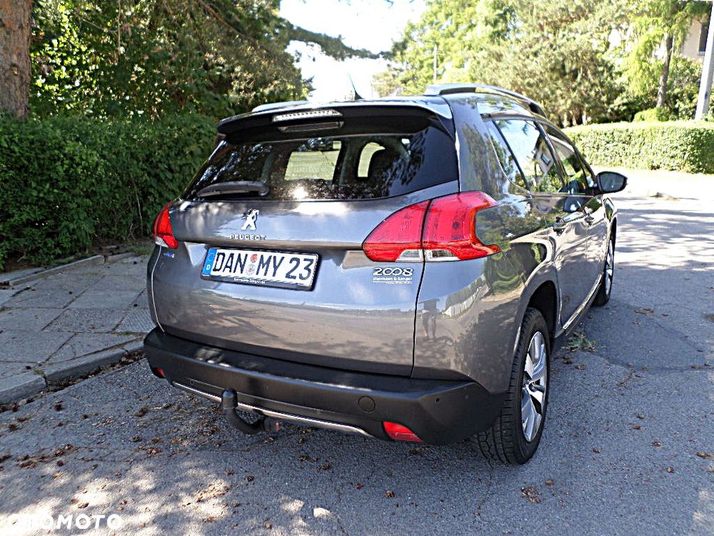 Peugeot 2008 BlueHDi 100 STOP & START Style - 31