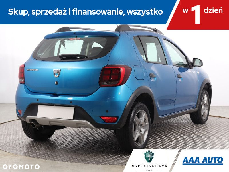 Dacia Sandero - 6