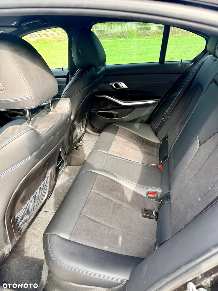 BMW Seria 3 320i M Sport sport - 10