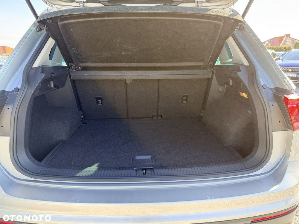 Volkswagen Tiguan - 13