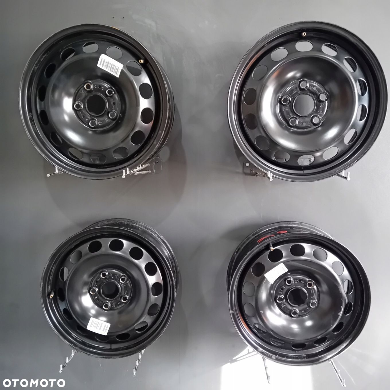 Felgi 16 5x112 VW Golf V VI VII, Audi A3 8V, Seat Leon III II F12386-35 - 1