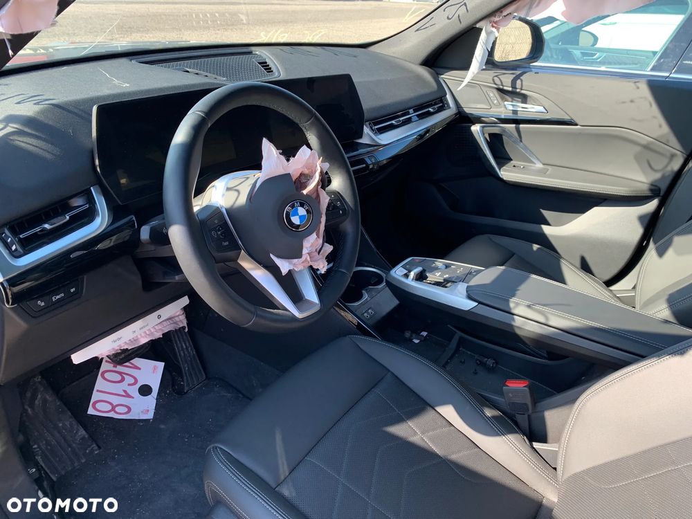 BMW X2 - 15