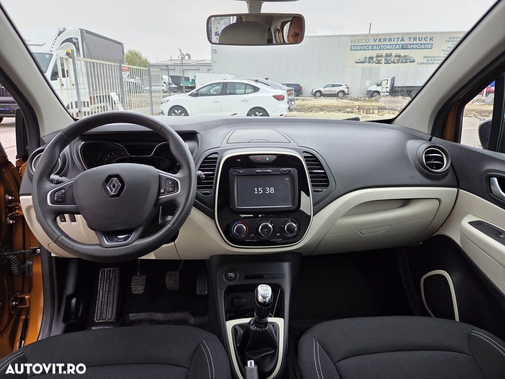 Renault Captur ENERGY TCe Intens - 17