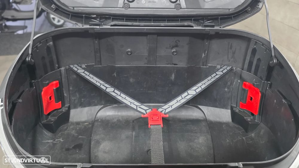 Honda X-ADV Escape Akrapovic Top Case - 26
