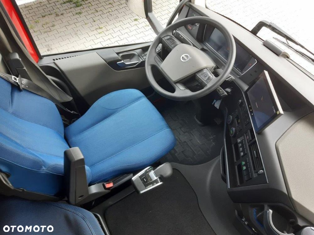 Volvo FH 460  STANDARD STOCK (32809) - 15