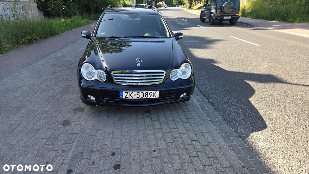Mercedes-Benz Klasa C 180 Kompressor Avantgarde Sport Edition - 2