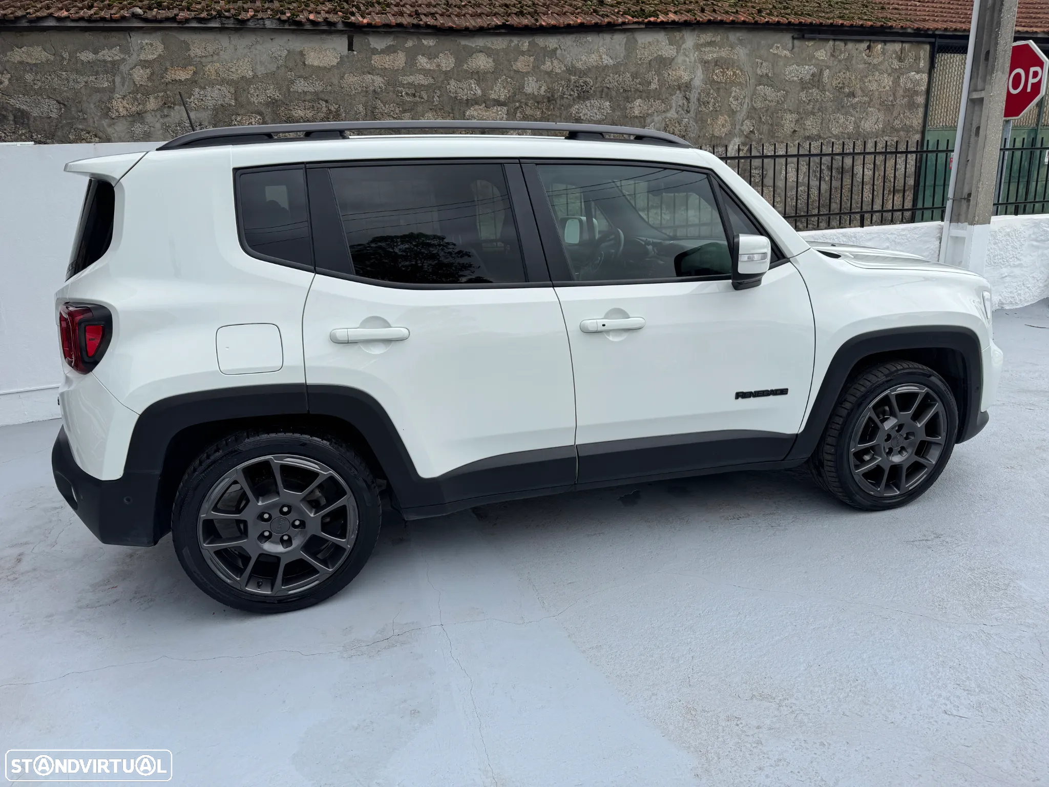 Jeep Renegade 1.6 MJD Limited S DCT - 4