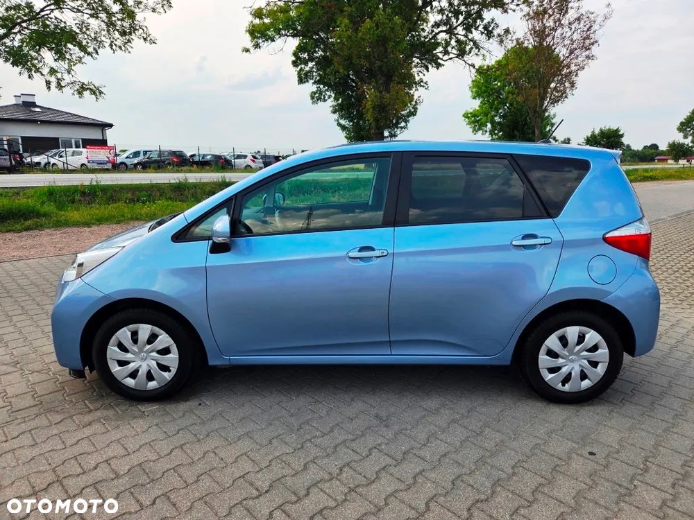 Toyota Verso S 1.33 Premium - 14