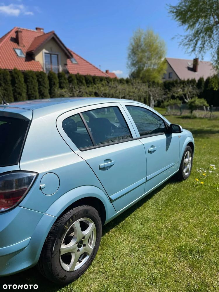 Opel Astra 1.4 - 3