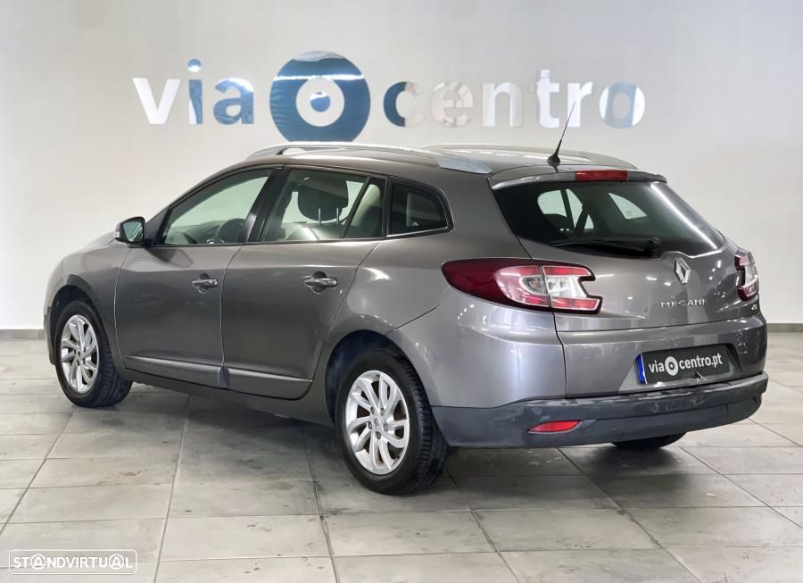Renault Mégane Sport Tourer 1.5 dCi Dynamique CO2 Champion - 2