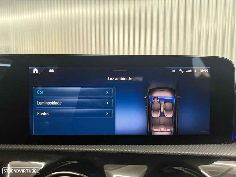 Mercedes-Benz A 250 e AMG Line - 21