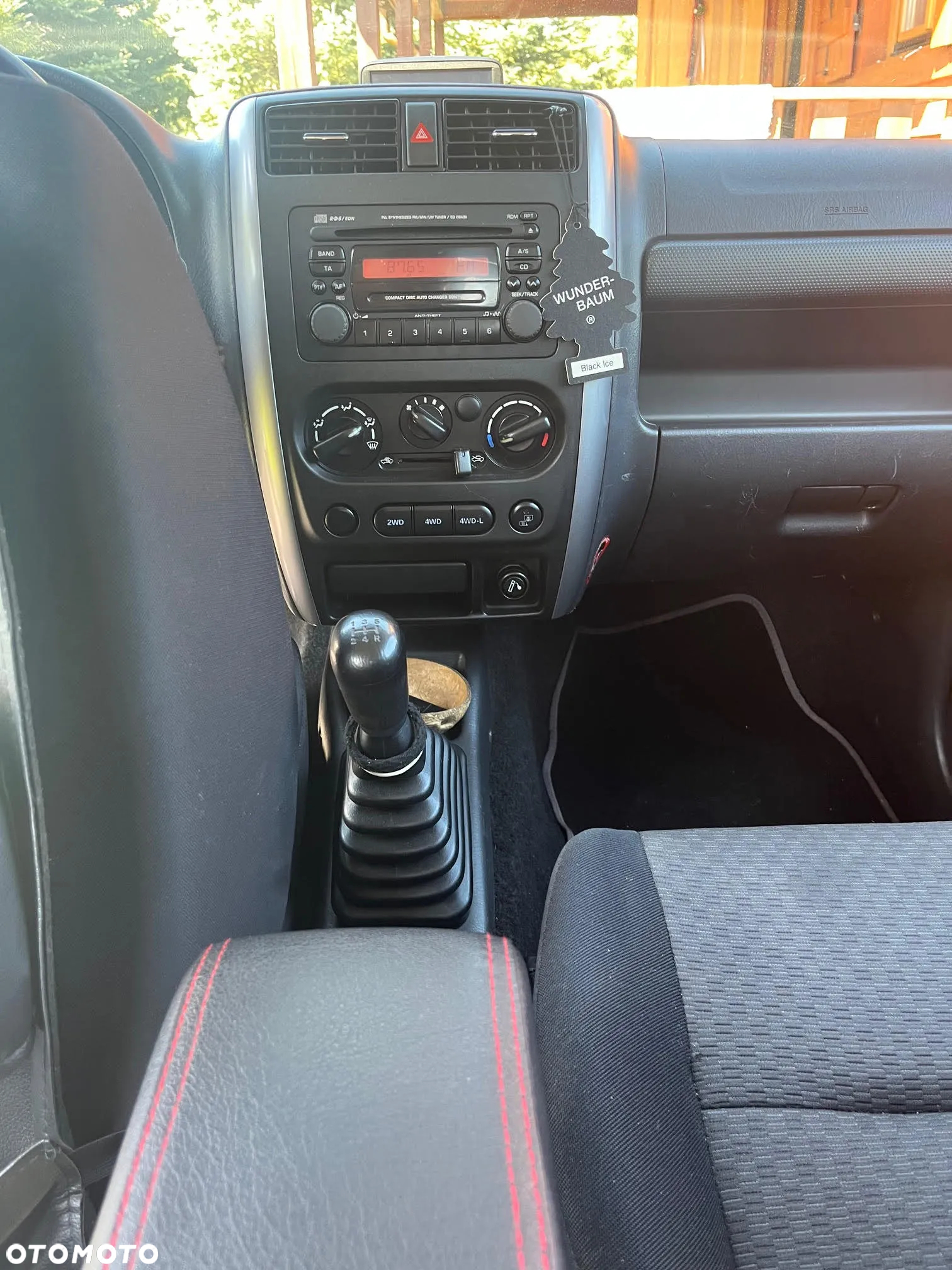 Suzuki Jimny - 10