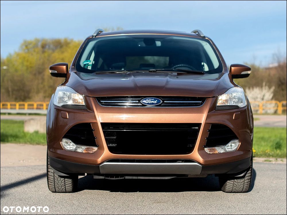 Ford Kuga - 2