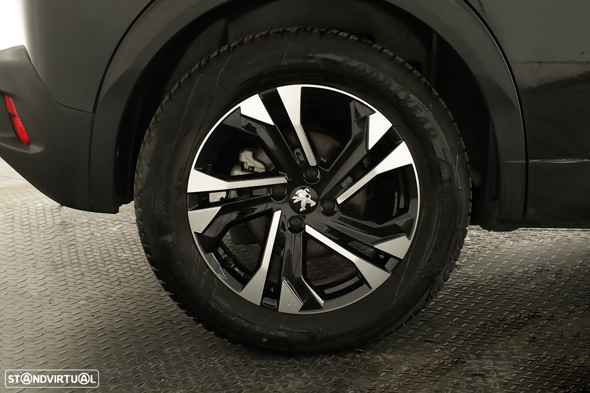 Peugeot e-2008 50 kWh GT - 5