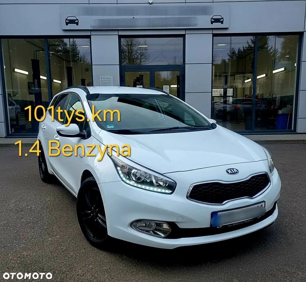 Kia Ceed 1.4 CVVT Dream Team Edition - 1