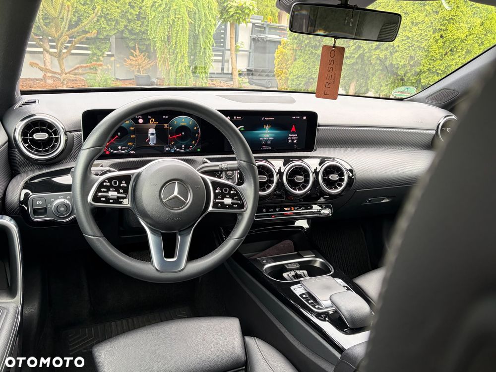 Mercedes-Benz Klasa A 200 7G-DCT Advanced Progressive - 29